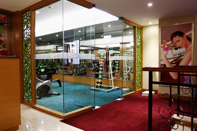Imagen de los interiores del Hotel Aurum International. Foto 14