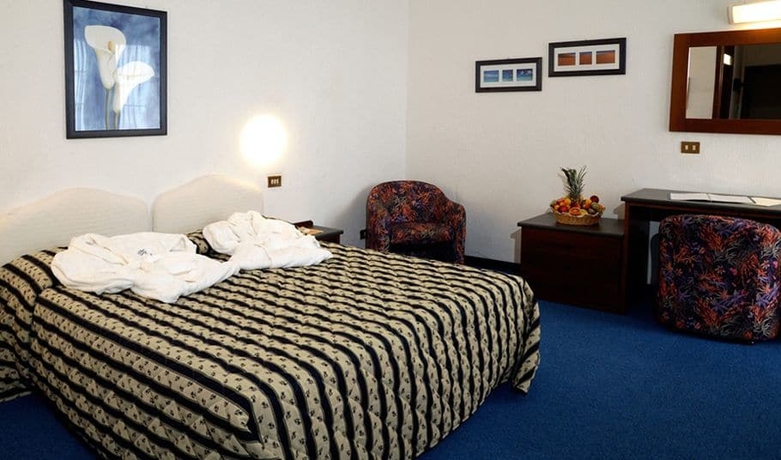 Imagen de la habitación del Hotel Aurum Principe. Foto 3