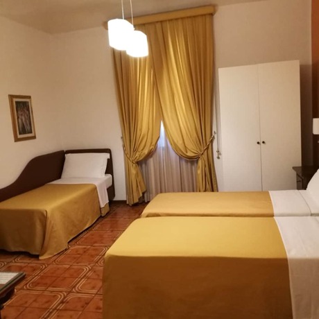 Imagen de la habitación del Hotel Aurum Uffizi. Foto 4