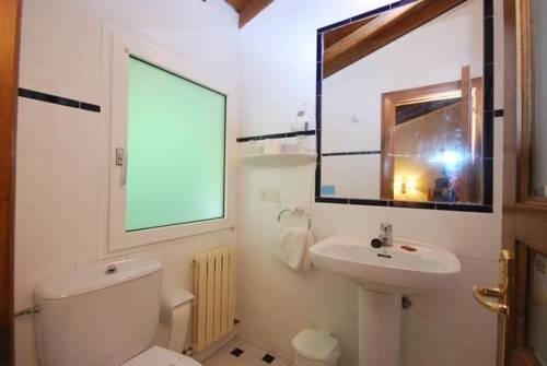 Imagen general del Hotel Auseva. Foto 2