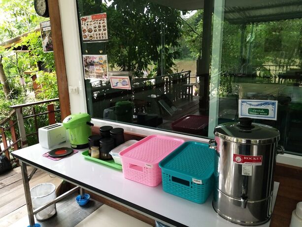 Imagen general del Hotel Ausgust Riverside Resort. Foto 9