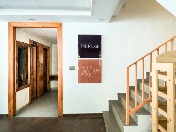 Imagen de los interiores del Hotel Ausnya Tirthan. Foto 14