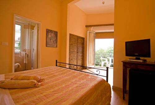 Imagen de la habitación del Hotel Ausonia, Follonica. Foto 13