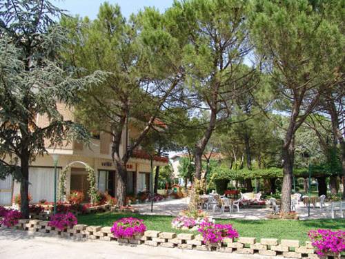 Imagen de la habitación del Hotel Ausonia Ristorante. Foto 2