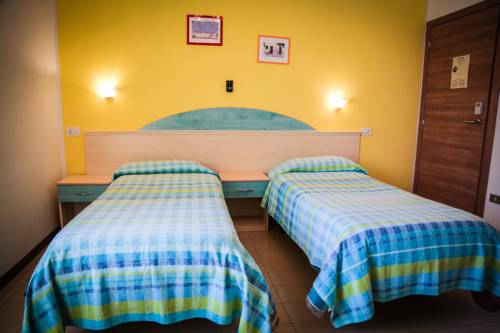 Imagen de la habitación del Hotel Ausonia Ristorante. Foto 6