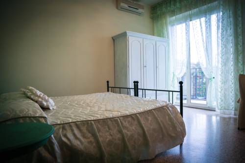 Imagen de la habitación del Hotel Ausonia Ristorante. Foto 14