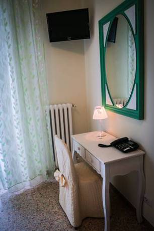 Imagen de la habitación del Hotel Ausonia Ristorante. Foto 15