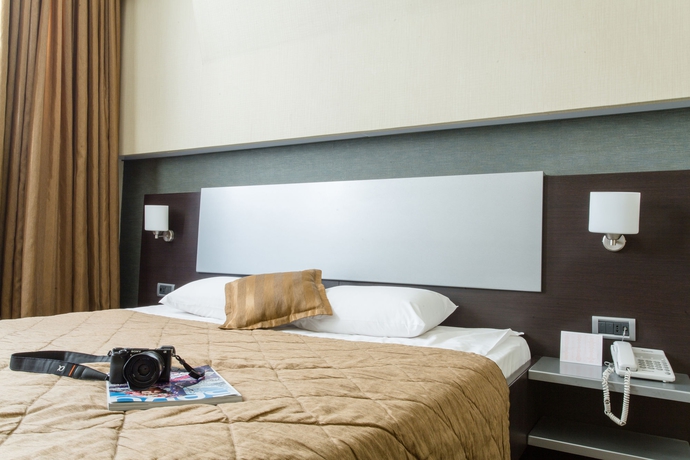 Imagen de la habitación del Hotel Austin Baku. Foto 16