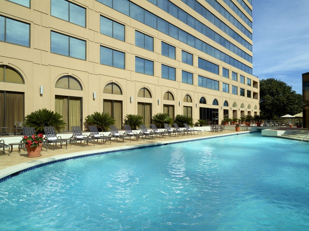 Imagen de la piscina del Hotel Austin Southpark. Foto 16