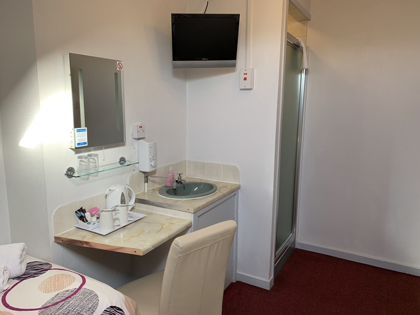 Imagen de la habitación del Hotel Austins Self Service Guest House. Foto 8