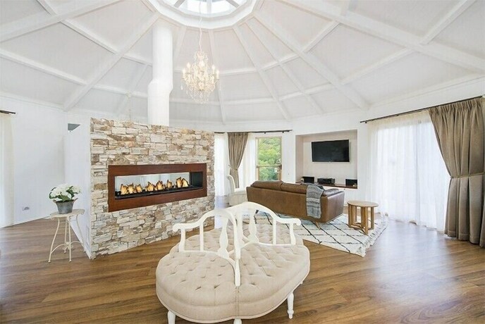Imagen de la habitación del Hotel Austinvilla Estate. Foto 18