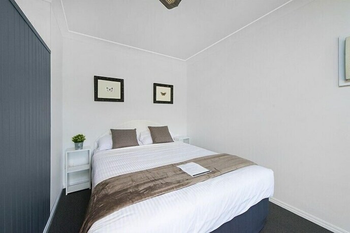 Imagen de la habitación del Hotel Austinvilla Estate. Foto 23