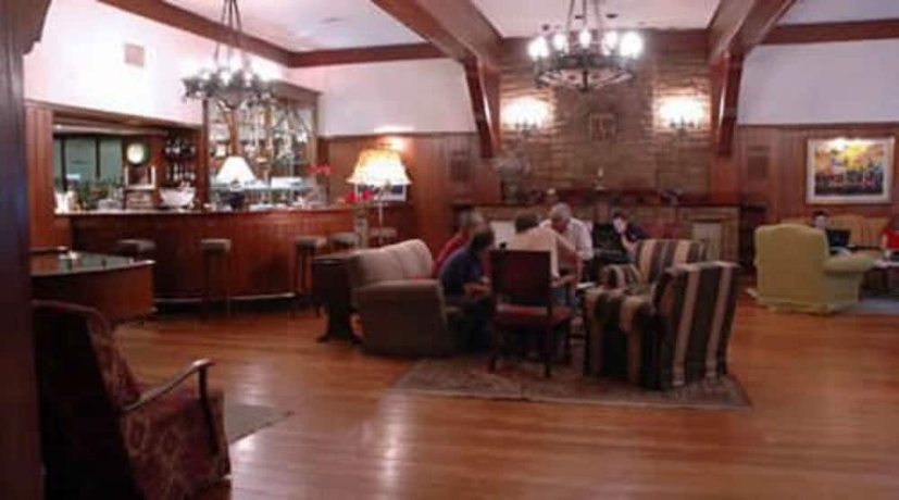 Imagen de los interiores del Hotel Austral Bahia Blanca. Foto 19
