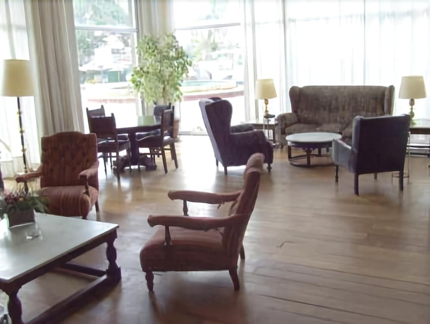 Imagen de los interiores del Hotel Austral. Foto 9