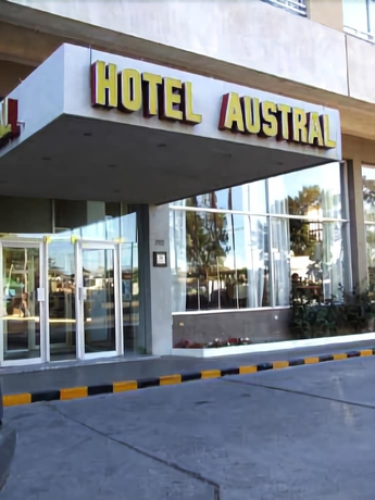Imagen general del Hotel Austral. Foto 2