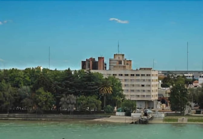 Imagen general del Hotel Austral. Foto 4