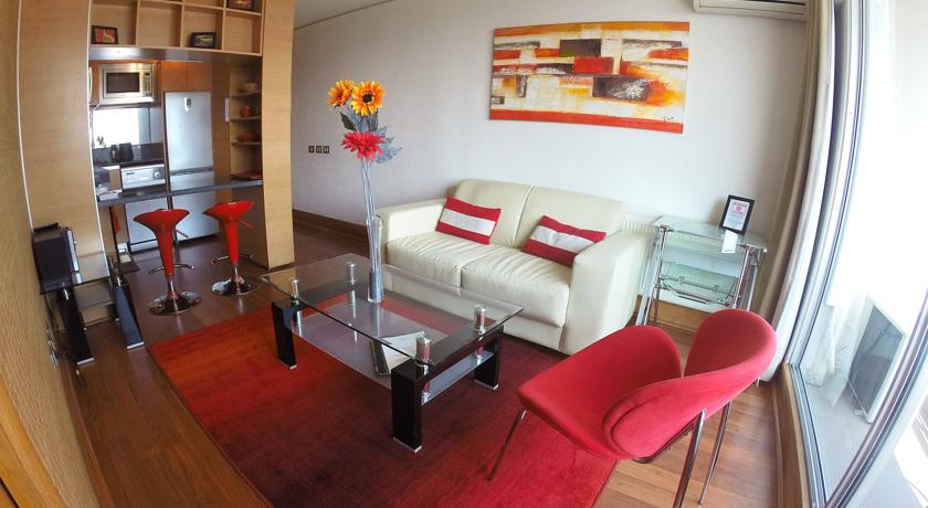 Imagen de la habitación del Hotel Austral Suites Apartment Providencia. Foto 3