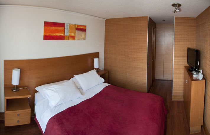 Imagen de la habitación del Hotel Austral Suites, Providencia. Foto 2