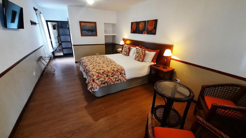 Imagen de la habitación del Hotel Austral Ushuaia. Foto 3