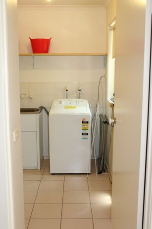 Imagen de los interiores del Hotel Australian Home Away Ringwood At Bardia. Foto 36