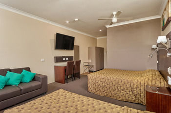 Imagen de la piscina del Hotel Australian Homestead. Foto 16