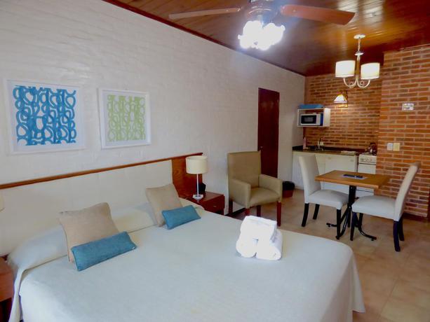 Imagen de la habitación del Hotel Australis Paradise Apart Y Spa. Foto 5