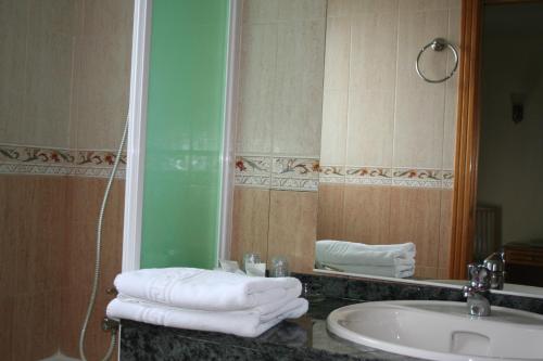 Imagen de la habitación del Hotel Austria 76. Foto 5