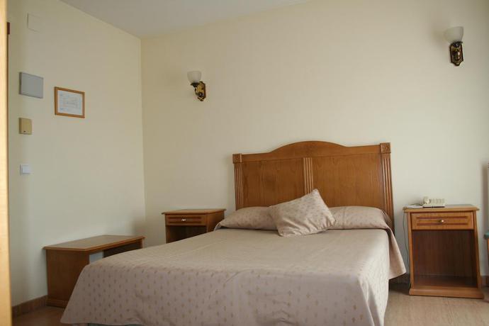 Imagen de la habitación del Hotel Austria 76. Foto 9