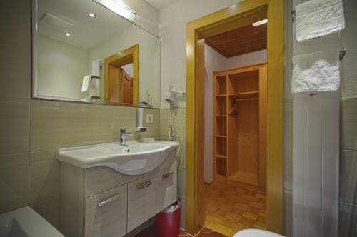 Imagen de la habitación del Hotel Austria Alpinhotel. Foto 7