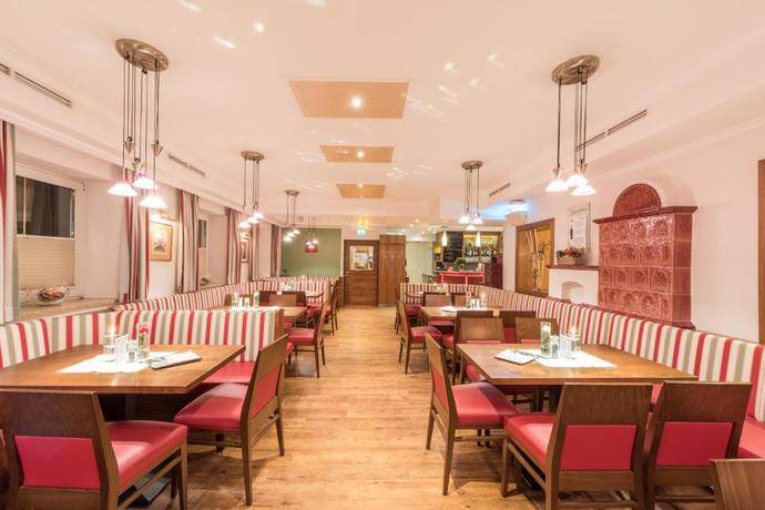 Imagen del bar/restaurante del Hotel Austria Classic H&ouml;lle. Foto 3