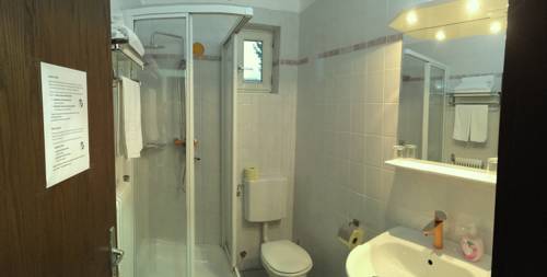 Imagen de la habitación del Hotel Austria, Gablitz. Foto 11