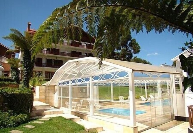 Imagen de la piscina del Hotel Austria, Monte Verde. Foto 18