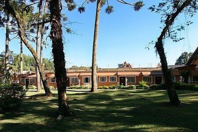 Imagen de los exteriores del Hotel Austria, Monte Verde. Foto 12
