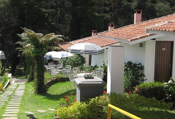 Imagen de los exteriores del Hotel Austria, Monte Verde. Foto 14