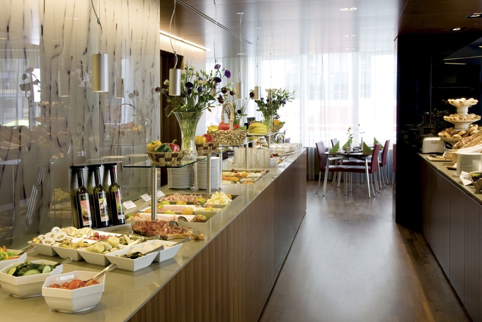 Imagen del bar/restaurante del Hotel Austria Trend Hotel Europa. Foto 2