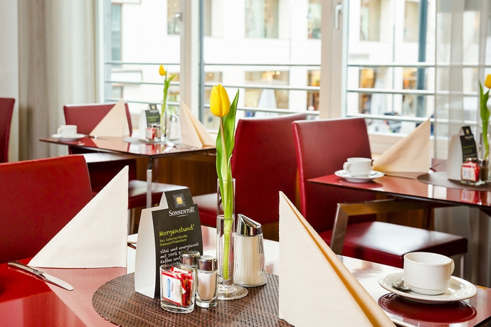 Imagen del bar/restaurante del Hotel Austria Trend Hotel Europa. Foto 3