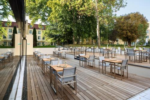 Imagen del bar/restaurante del Hotel Austria Trend Maximilian. Foto 5