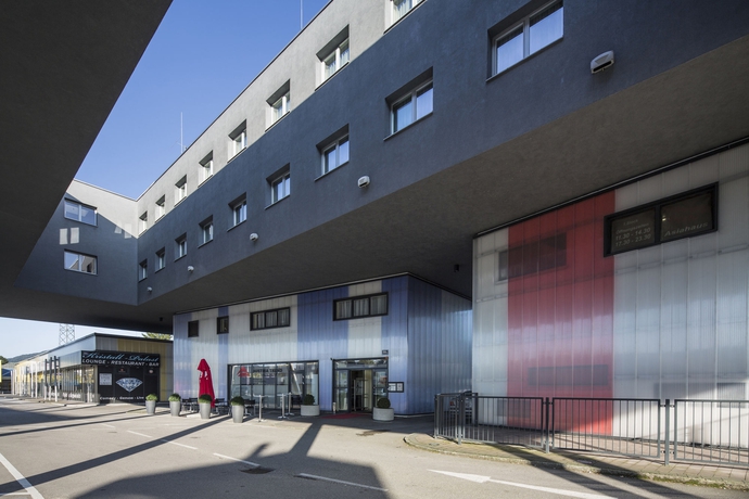 Imagen de los exteriores del Hotel Austria Trend Salzburg Messe. Foto 14