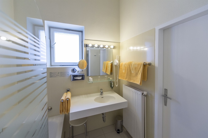 Imagen de la habitación del Hotel Austria, Viena. Foto 10