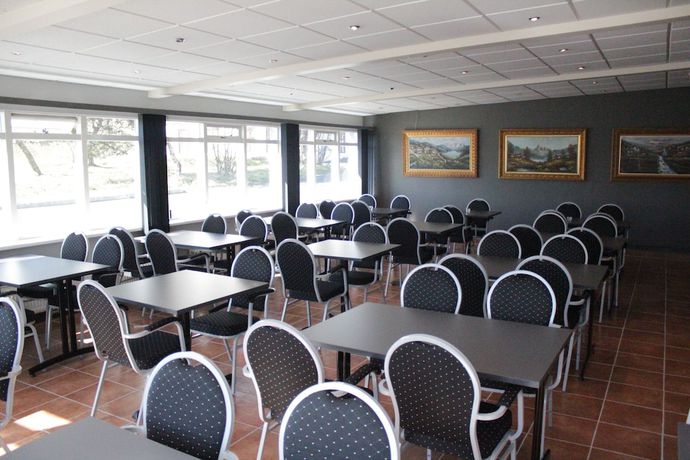 Imagen del bar/restaurante del Hotel Austur. Foto 5