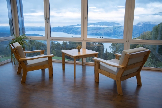 Imagen de los interiores del Hotel Auszeit-Z Aeschiried (Retreat Z Aeschiried). Foto 15