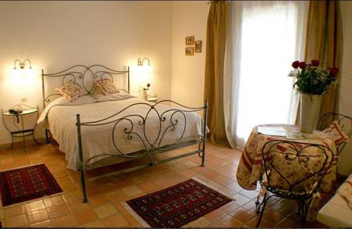 Imagen de la habitación del Hotel Autantic. Foto 12