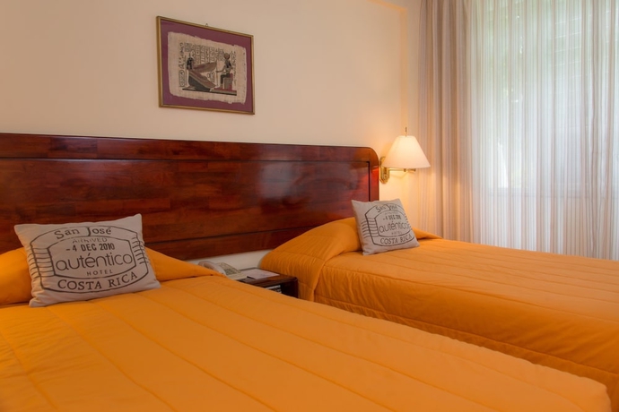 Imagen de la habitación del Hotel Auténtico. Foto 12