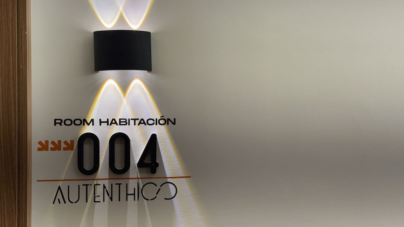 Imagen de la habitación del Hotel Autenthico Local Stay Envigado. Foto 6