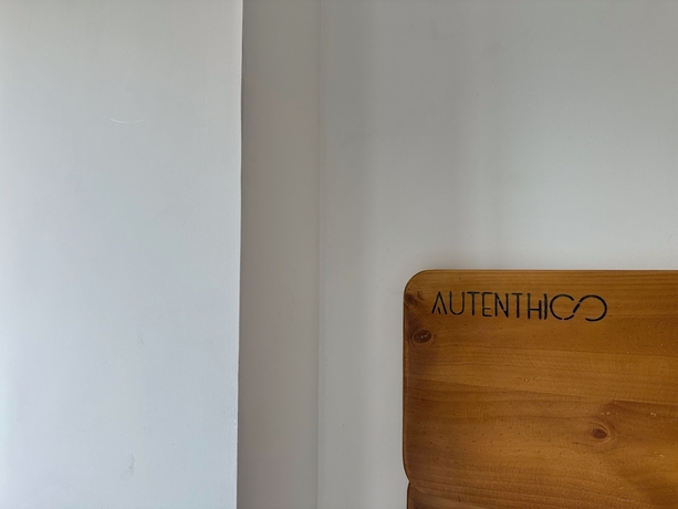 Imagen de la habitación del Hotel Autenthico Local Stay Envigado. Foto 12