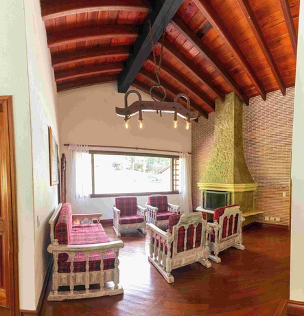 Imagen de los interiores del Hotel Autenthico Sajonia Aeropuerto. Foto 10
