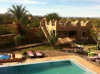 Imagen de la piscina del Hotel Authentik Skoura Les Bassatines. Foto 10