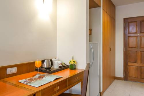 Imagen de la habitación del Hotel Authong Residence Pattaya. Foto 13