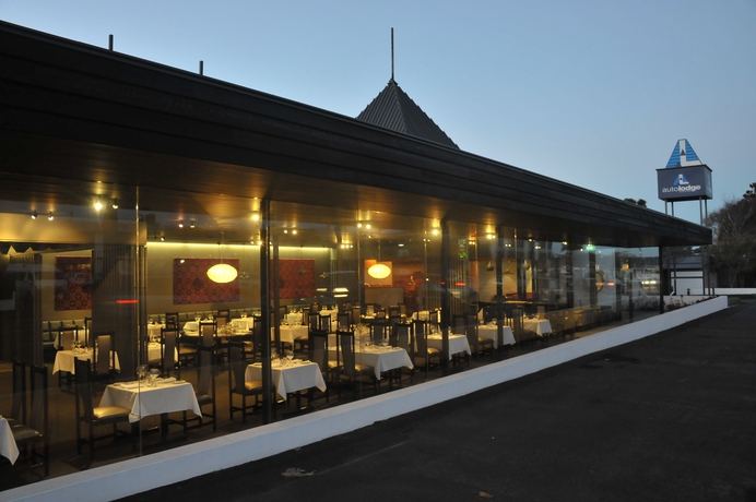 Imagen del bar/restaurante del Hotel Auto Lodge Motor Inn. Foto 4
