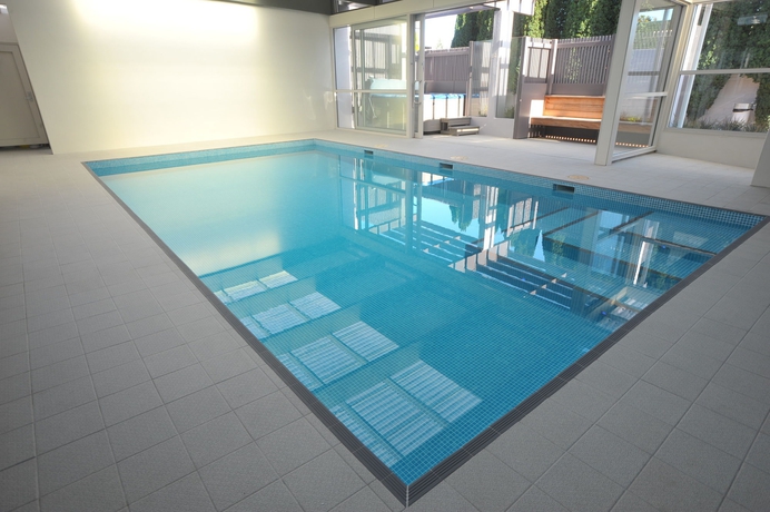 Imagen de la piscina del Hotel Auto Lodge Motor Inn. Foto 16